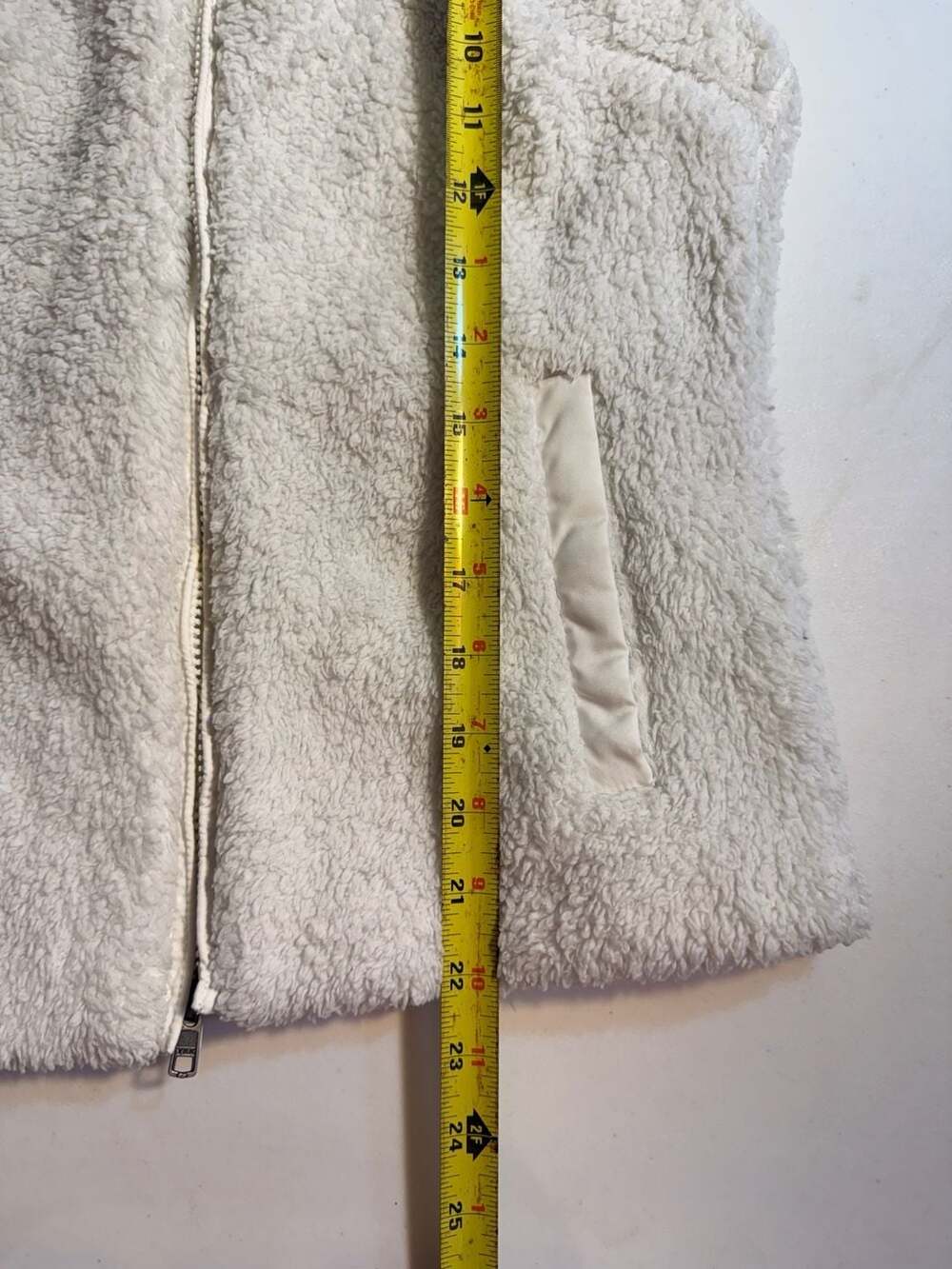 Patagonia Los Gatos Fleece Vest Womens Small Cream White Full Zip P-6 Logo 25221 - Picture 5 of 5